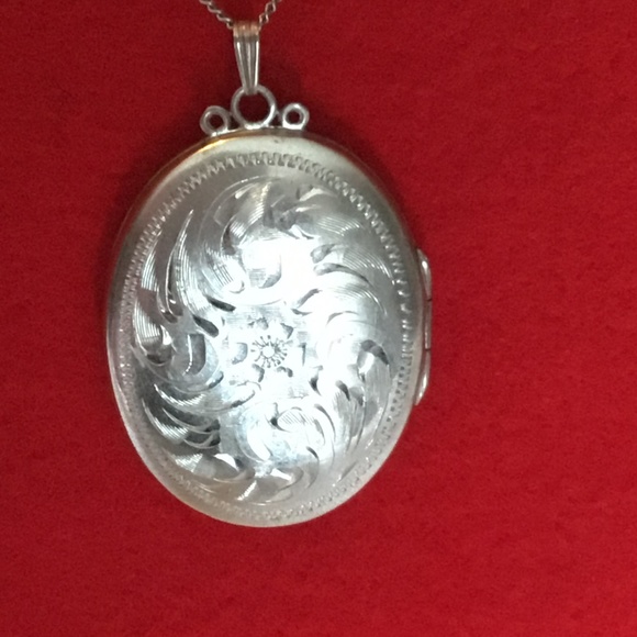 Lovely SMIBO sterling silver necklace w/ locket - Picture 3 of 8